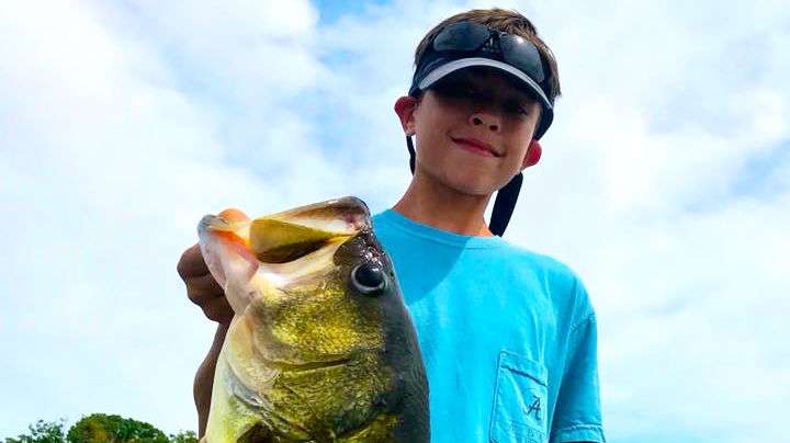 14-year-old angler catches 14-pounder - Bassmaster