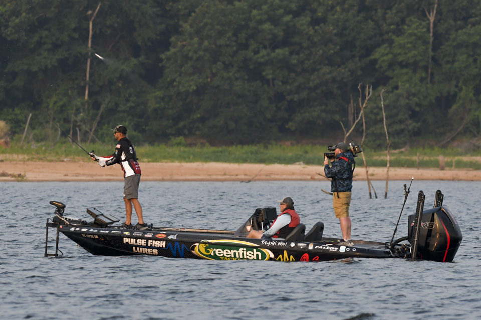 Breaking down cane piles with Bryan New Bassmaster