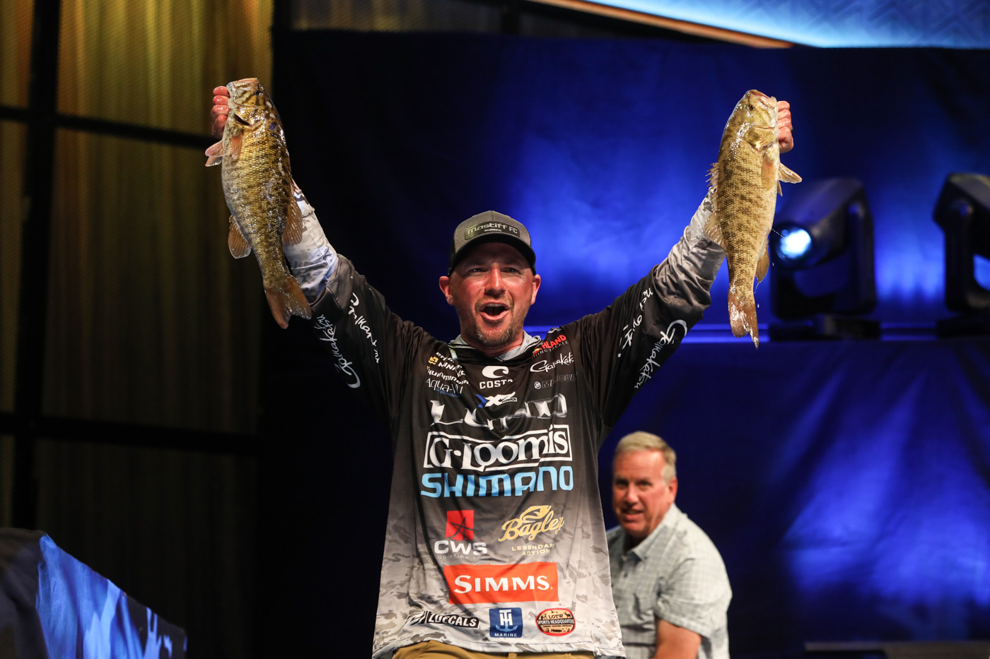 Gustafson goes big to hold Day 2 lead - Bassmaster