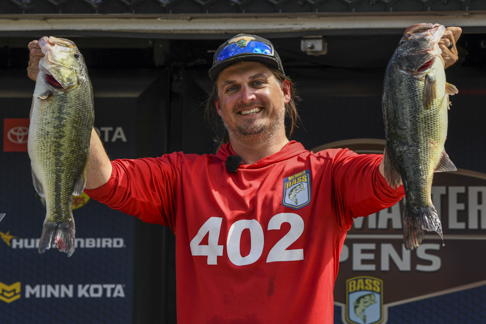Milliken takes massive lead into Day 3 Bassmaster