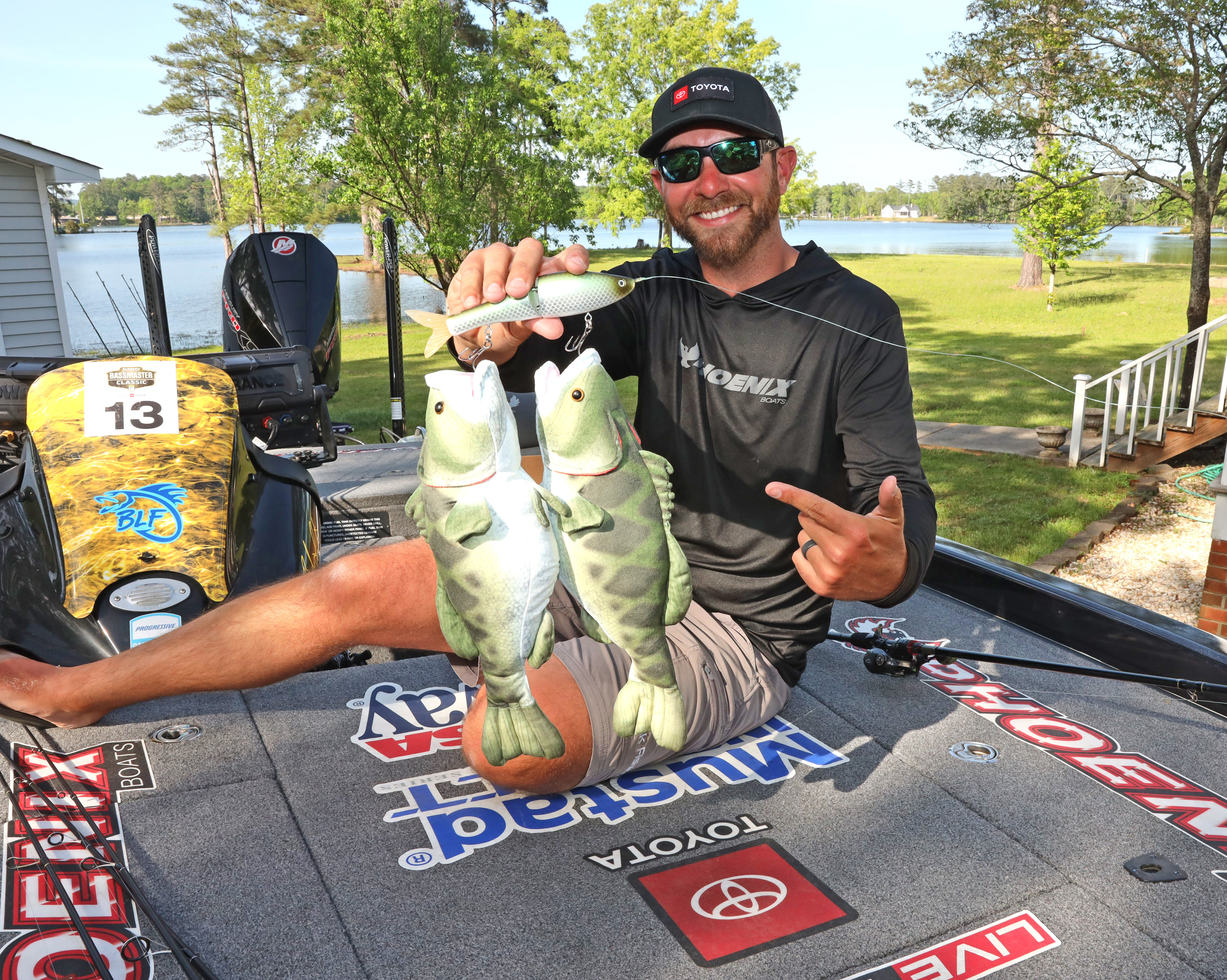 Can they catch them two at a time at Murray? - Bassmaster