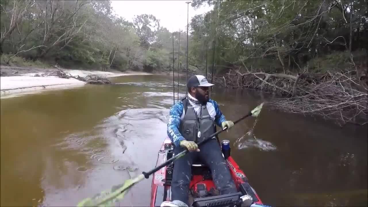 Fishing creeks and fast current in a kayak Bassmaster