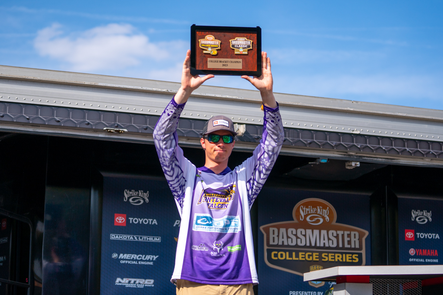 Fothergill fights his way to College Classic Bracket win - Bassmaster