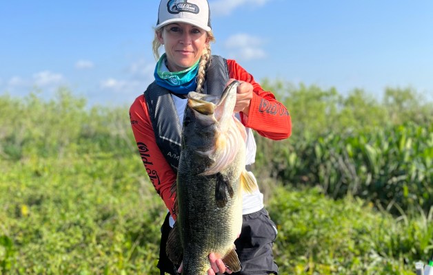 Lonely life of female tournament anglers - Bassmaster