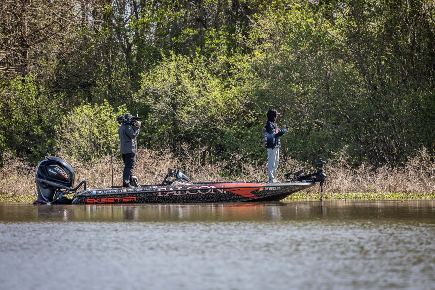 Semifinal Saturday with Christie and Co. - Bassmaster