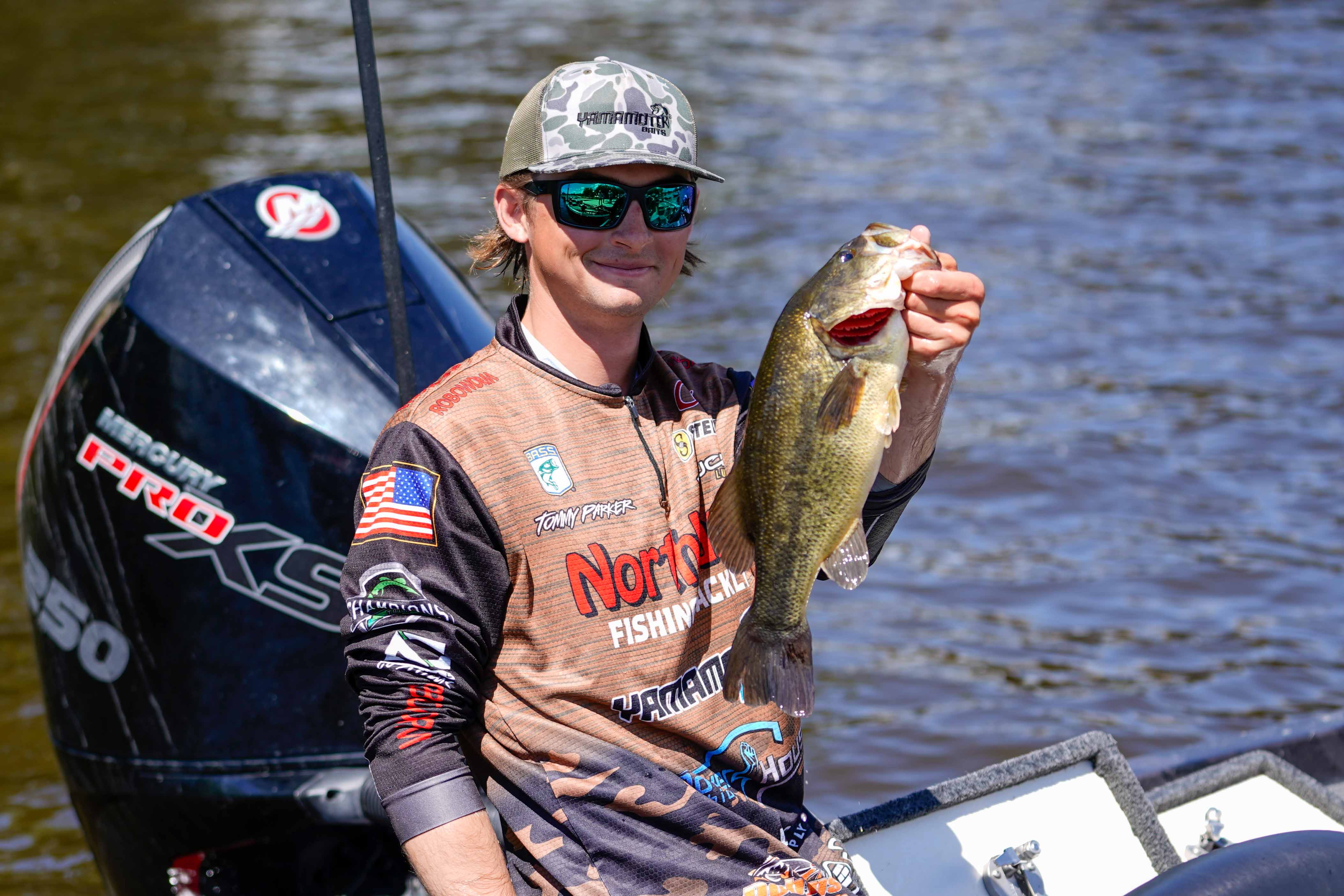 ベース Master Craft Bass Behind the scenes: Day 1 at Upper Mississippi River - Bassmaster